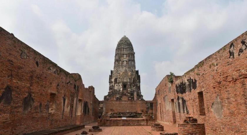 Hotel Oyo 384 Ban Sabaidee Phra Nakhon Si Ayutthaya Exterior foto