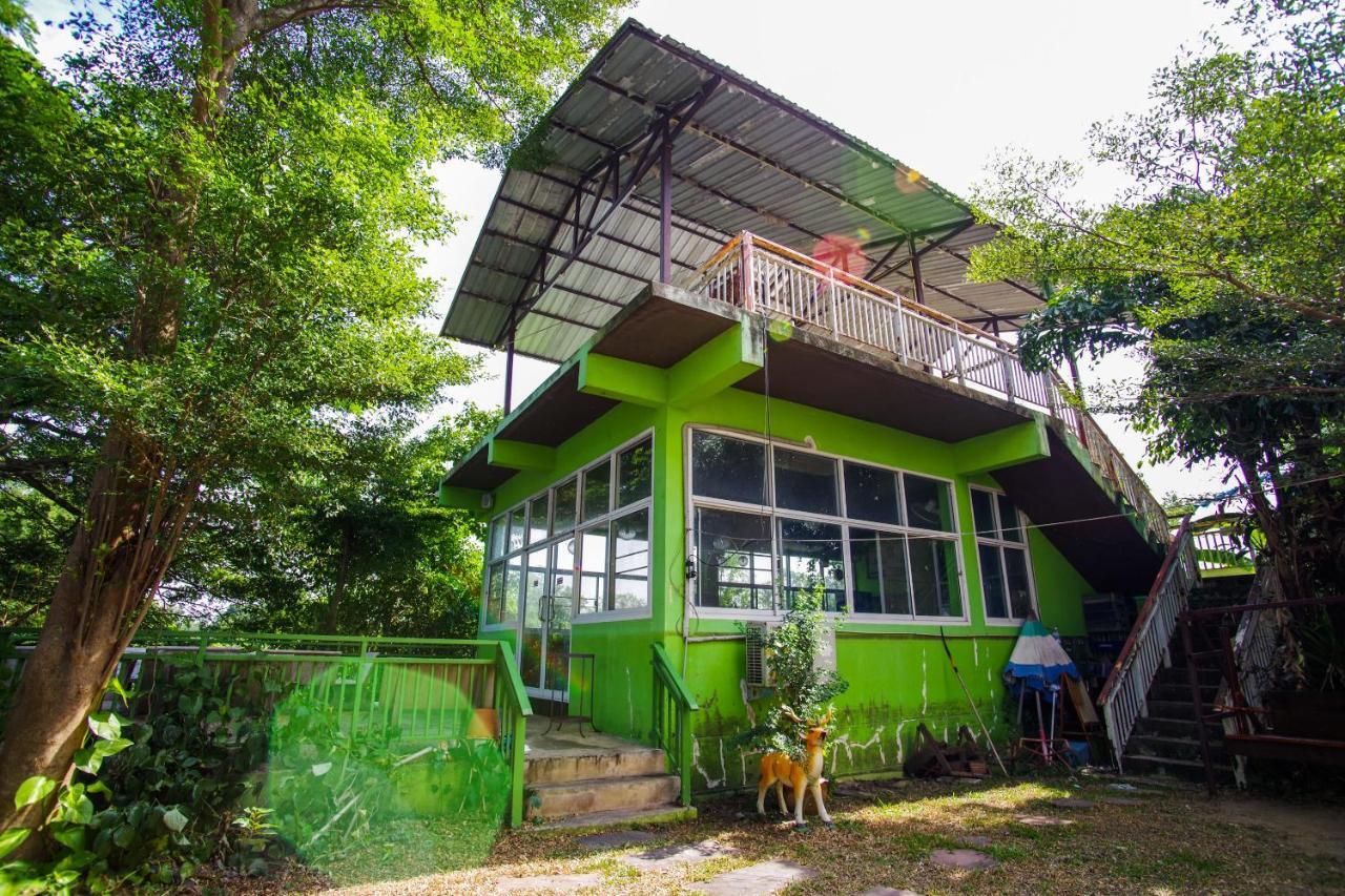 Hotel Oyo 384 Ban Sabaidee Phra Nakhon Si Ayutthaya Exterior foto